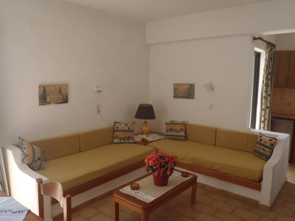 Blue Bay Apartments Херсониссос Номер фото